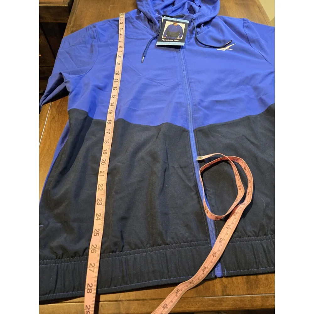 Reebok Men's Color Blocked Design Training Woven Full Zip Jackets Large